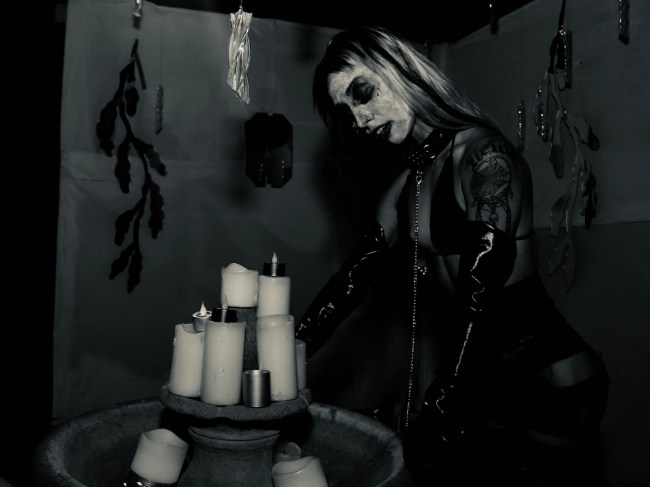 Exploring the 90s: A Journey Through Haunted Heck by Jan Tumlir