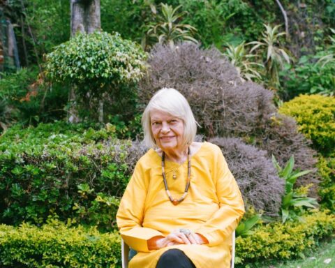 Trailblazer in Latin American Art, Carla Stellweg Passes Away at 83