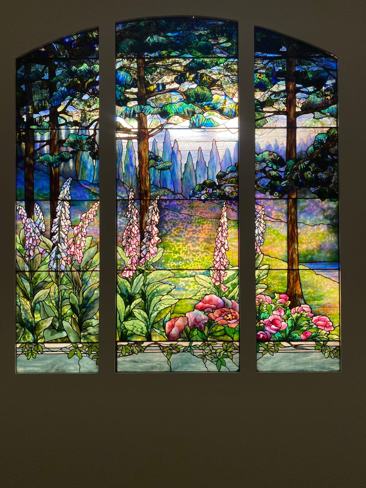 The Met Welcomes a Landmark Tiffany Stained-Glass by Designer Agnes Northrop