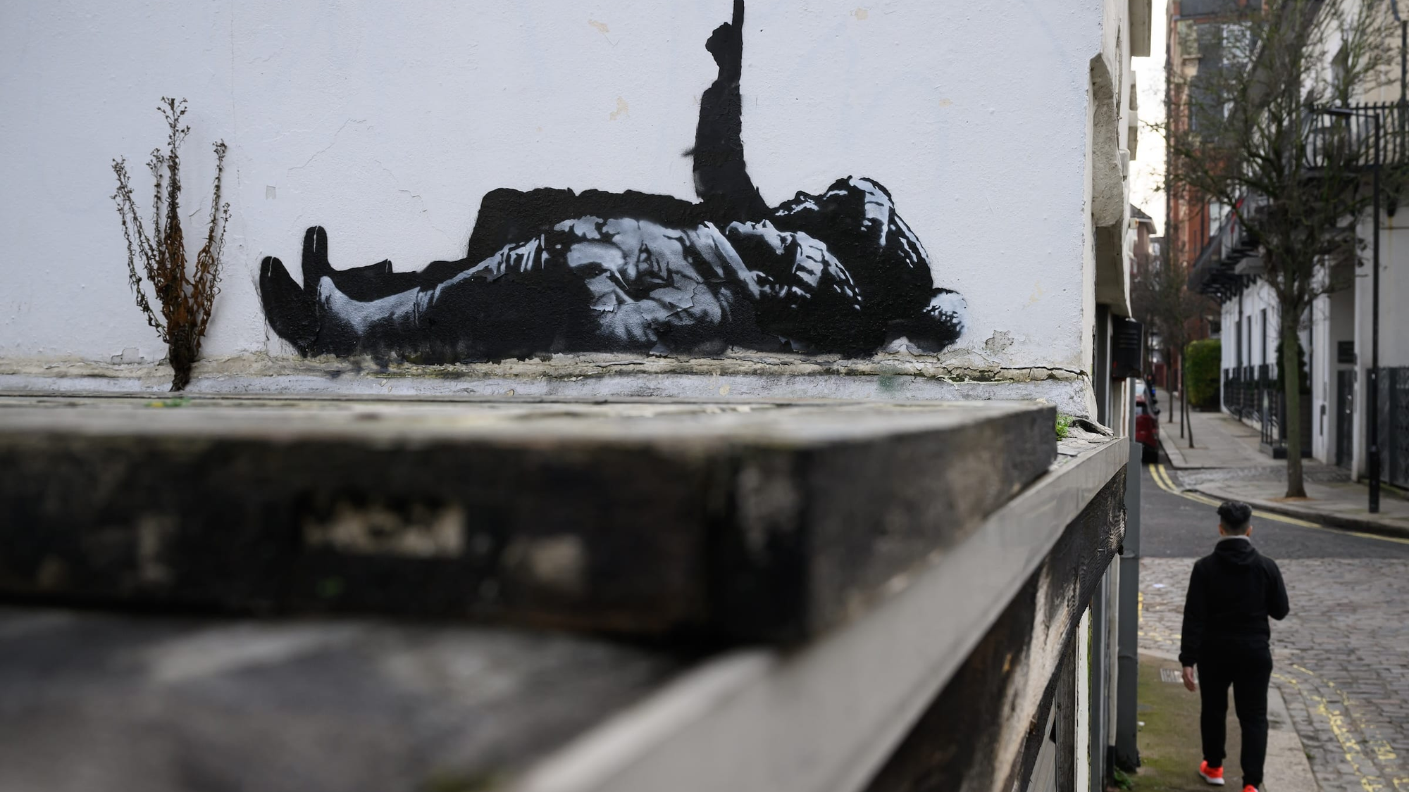 Banksy's Poignant Christmas Mural Highlights Child Homelessness