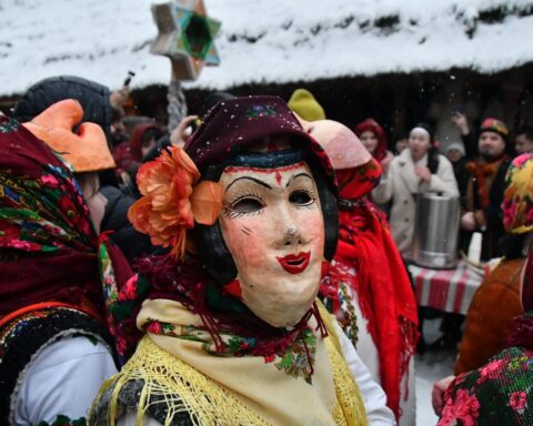 Exploring Light, Dance Floors, and History: A New Year’s Mosaic