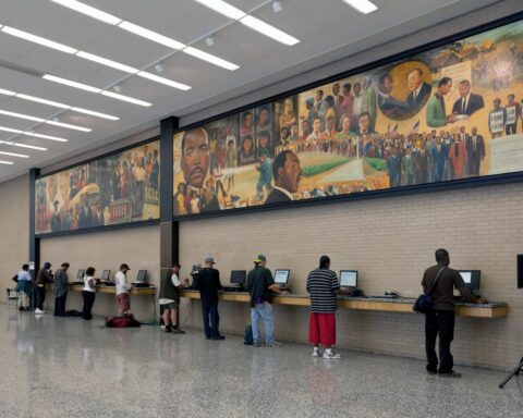 DC Artists Pay Tribute to Don Miller's MLK Mural After Four Decades