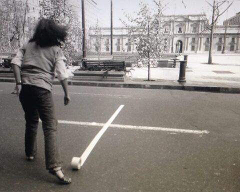 Lotty Rosenfeld: Defiant Lines and Political Impact