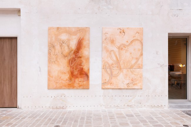 Exploring Art Centers Beyond Paris: A Look at the Region's Creative Hubs