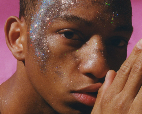 Exploring Glitter's Cultural and Artistic Influence