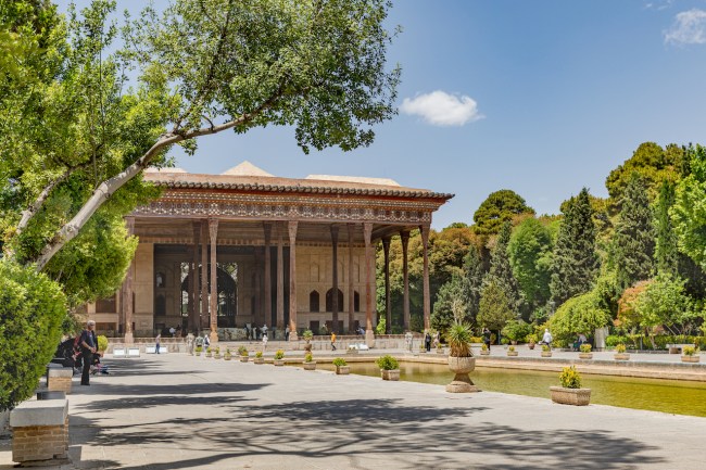 UNESCO Heritage Site Chehel Sotoun Palace Hit by US and Israeli Airstrikes