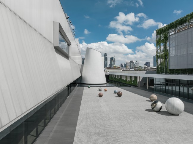 Hung Duong Explores Dib Bangkok's New Art Haven