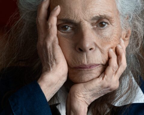 Renowned Abstract Artist Pat Steir Passes Away at 87