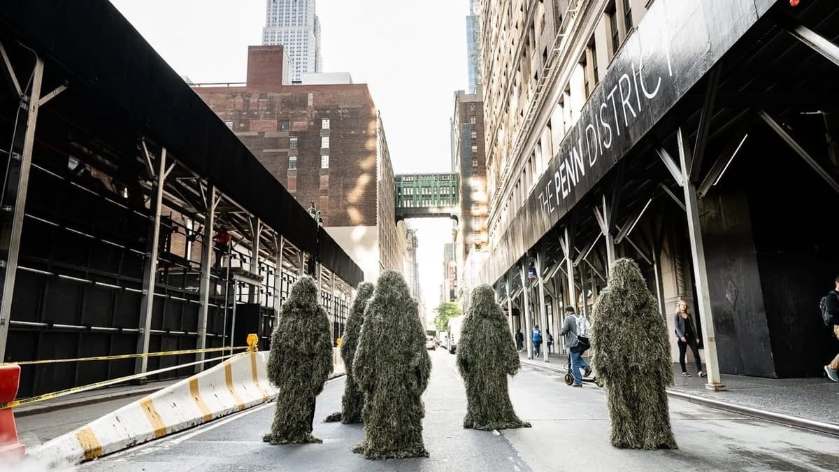 Exploring the Impact of Socially Engaged Art and Tracey Emin’s Influence