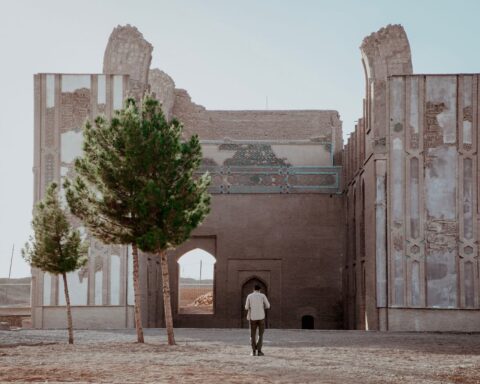 Exploring Art's Transformative Power Through Space and Objects