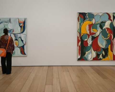 Kamrooz Aram Explores the Intersection of Cultures