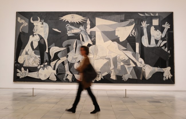Political Strife Erupts as Reina Sofía Denies Guernica Loan to Guggenheim Bilbao