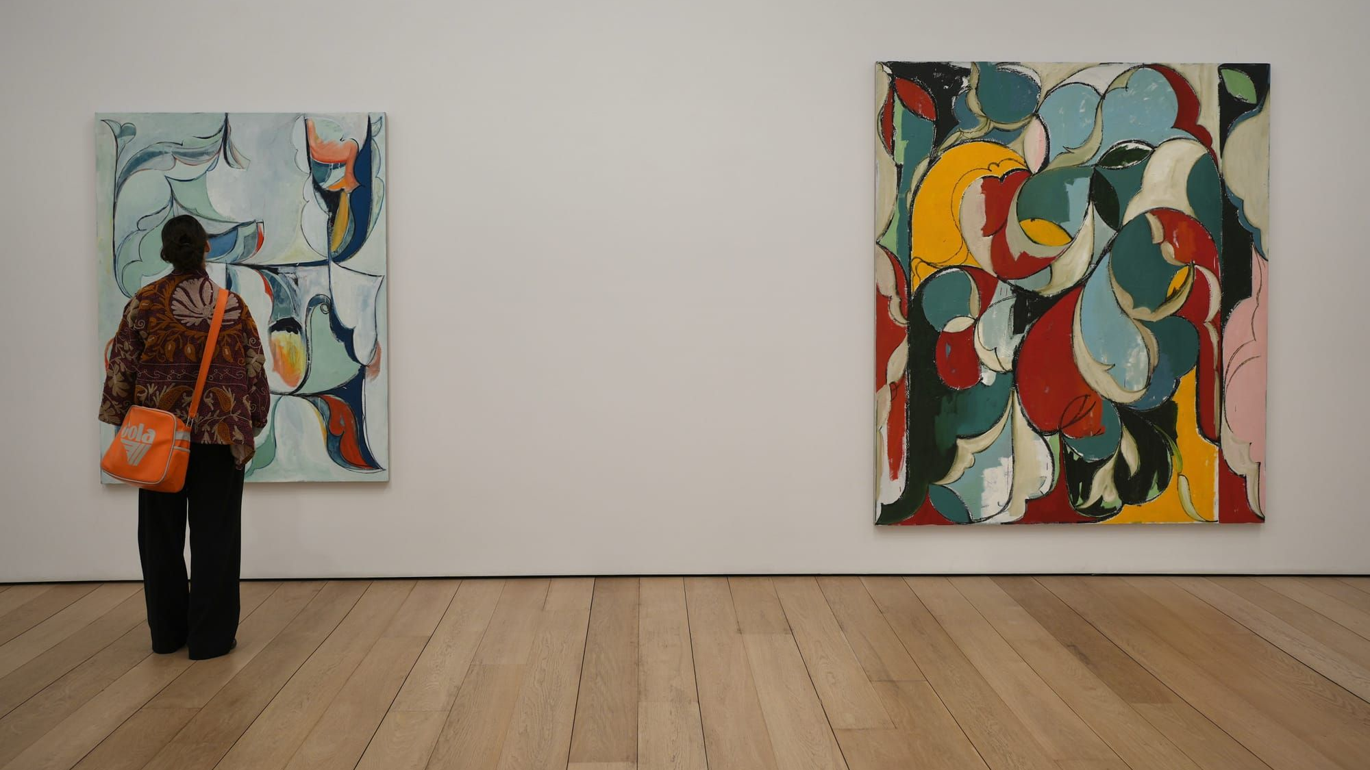 Kamrooz Aram's Art Captivates Across Continents