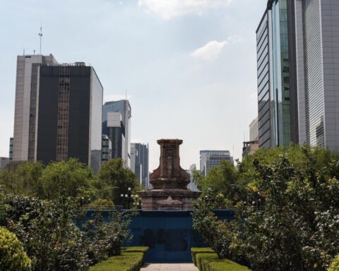 Controversy Surrounds Artist Chosen for New Mexico City Monument