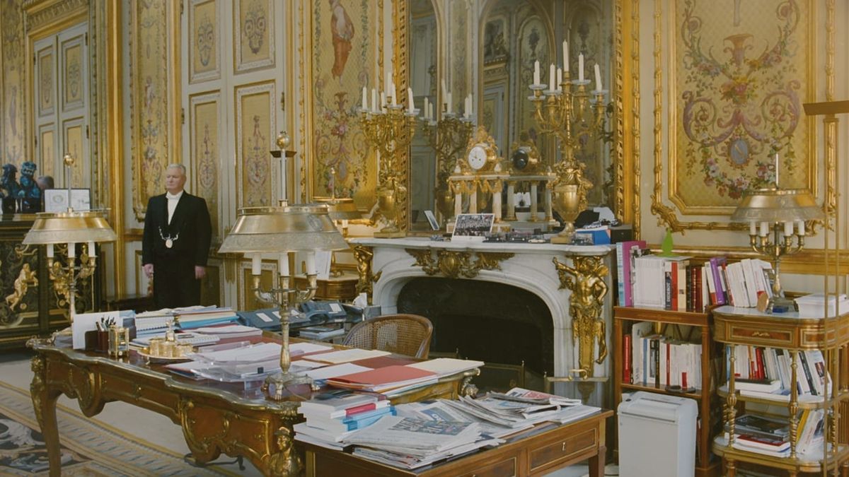 Exploring Presidential Elegance in Laurent Grasso's 'Elysée'