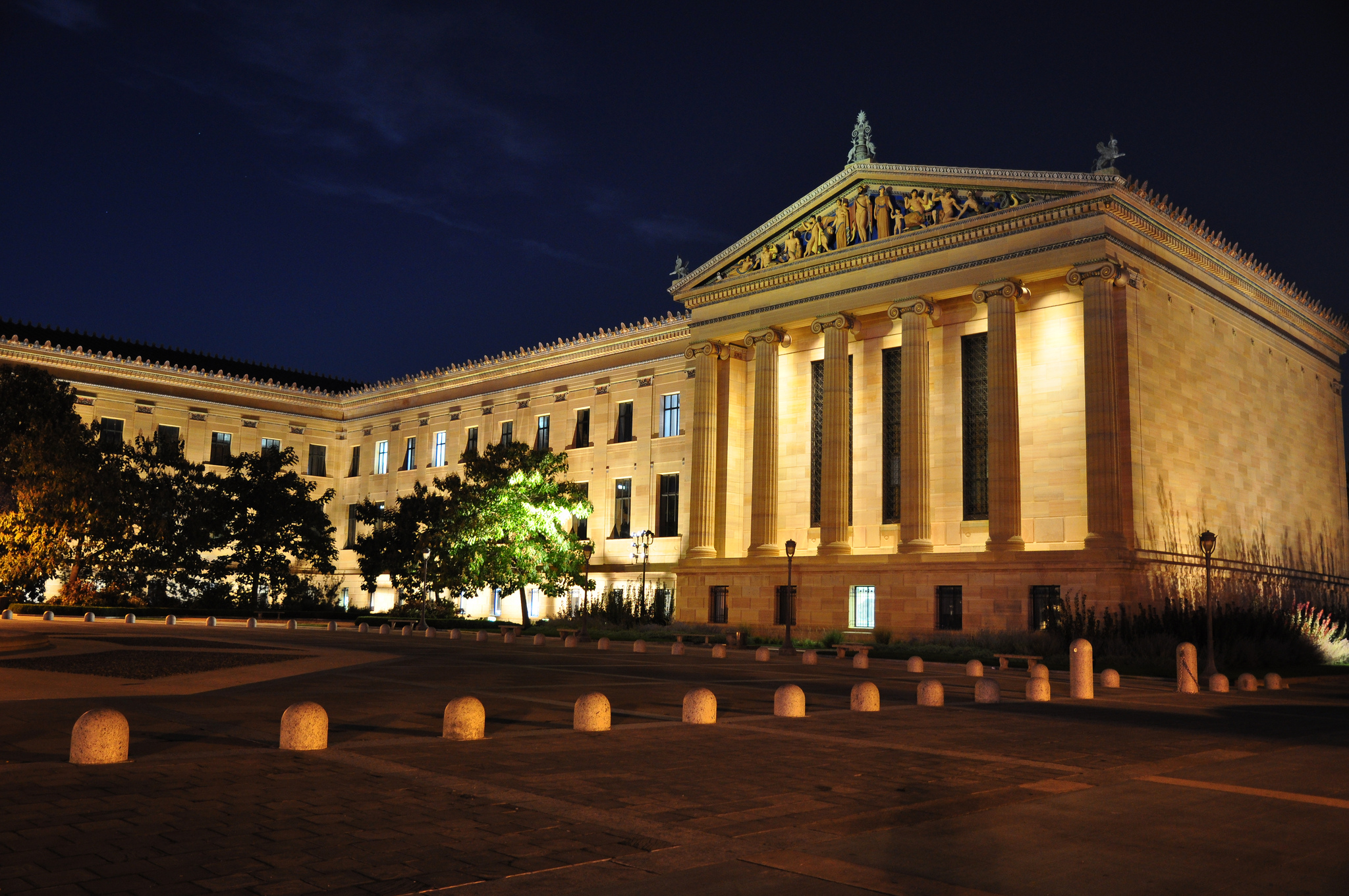 Art Industry News: Philadelphia Museum CEO Issues Apology Over Handling of Harassment Allegations + More Stories