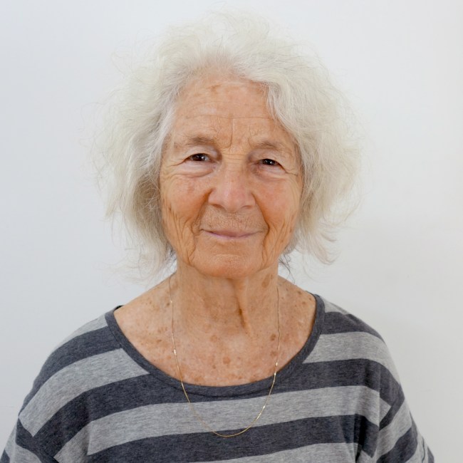 Simone Forti, Pioneering Figure in Contemporary Dance, Dies at 91