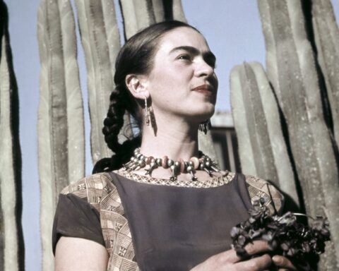 Frida Kahlo’s Enduring Magnetism: Why the World Still Can’t Look Away