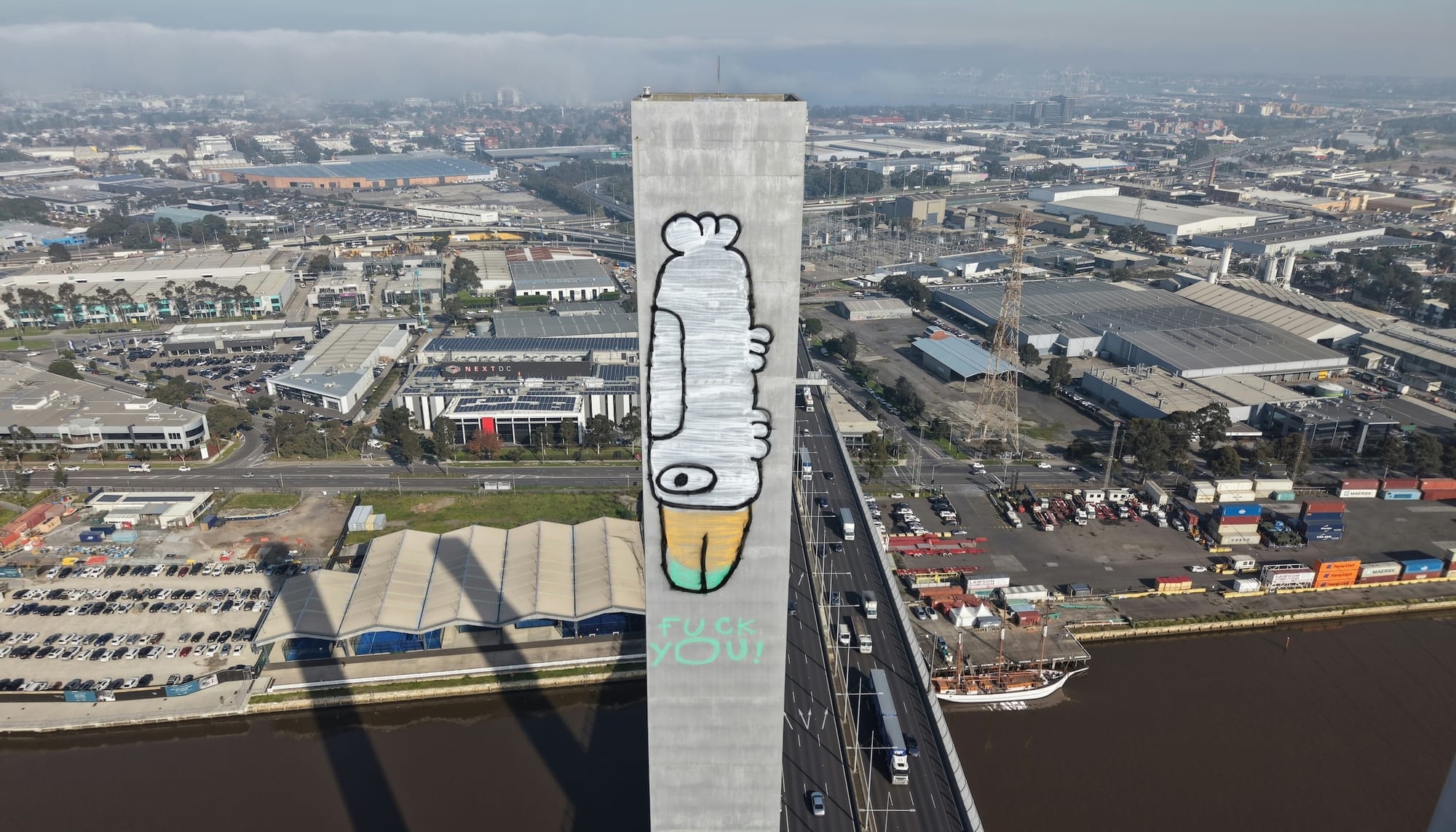 Melbourne’s “Pam the Bird” Graffiti Sparks Debate Over Preservation