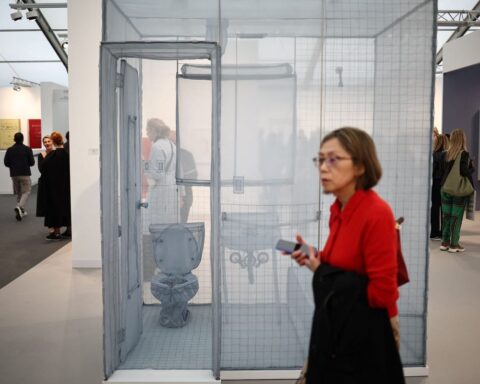 Gray Wielebinski Gives Frieze London’s Bathrooms a Facelift