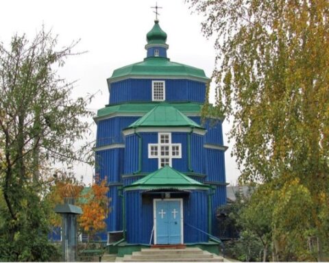 Russian Drone Strike Destroys Historic Wooden Cossack Church in Ukraine