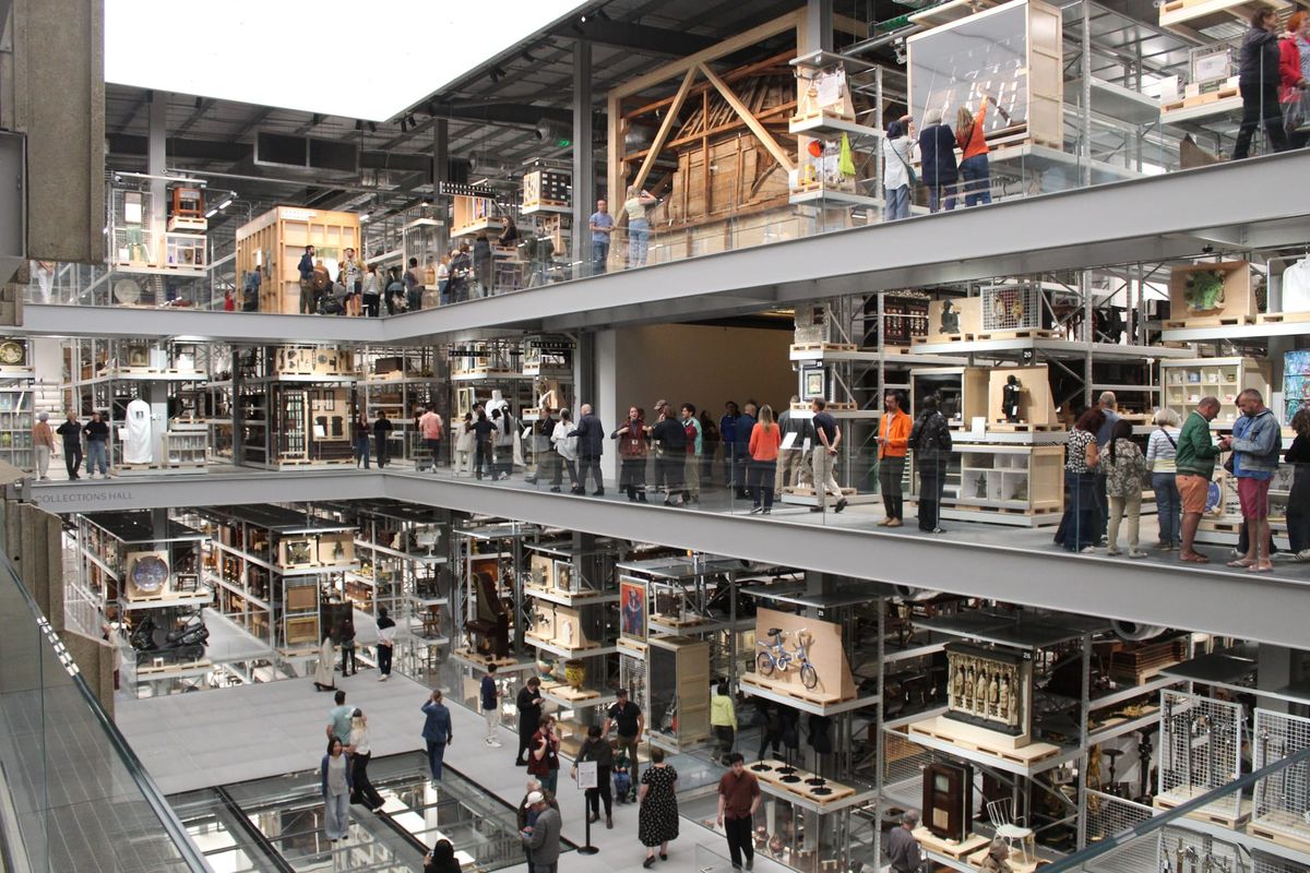 V&A East Storehouse Staff Vote to Strike Over Alleged “Amazon-Style” Conditions